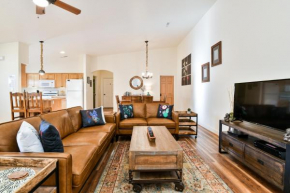 CW419 - Gorgeous 3 Bed/2 Bath Elegant Townhome, Located in the Heart of Downtown Moab
